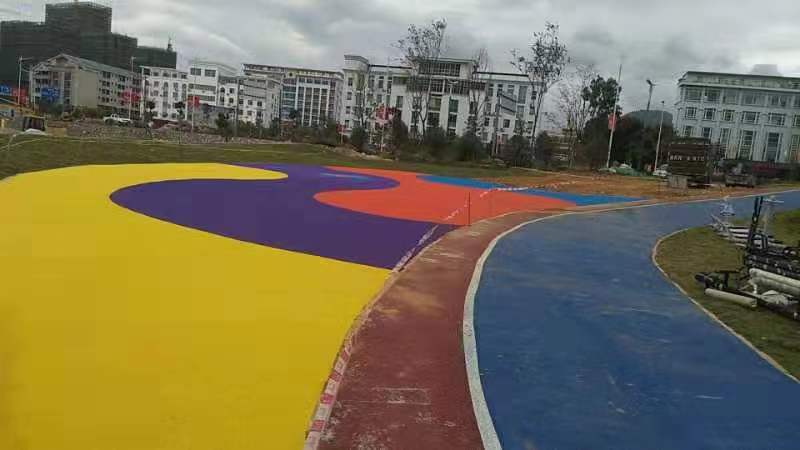 覃塘區(qū)旅游集散中心epdm場地-【玉峰體育】