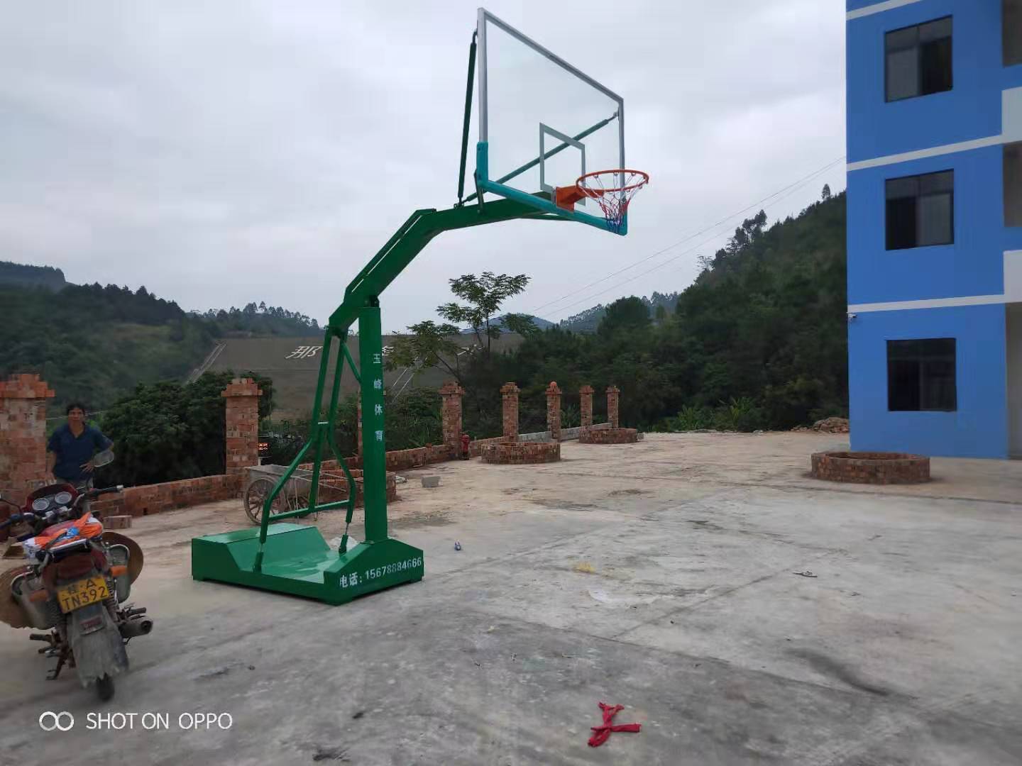隆安縣城廂鎮(zhèn)那降水庫小箱籃球架項目-【玉峰體育】