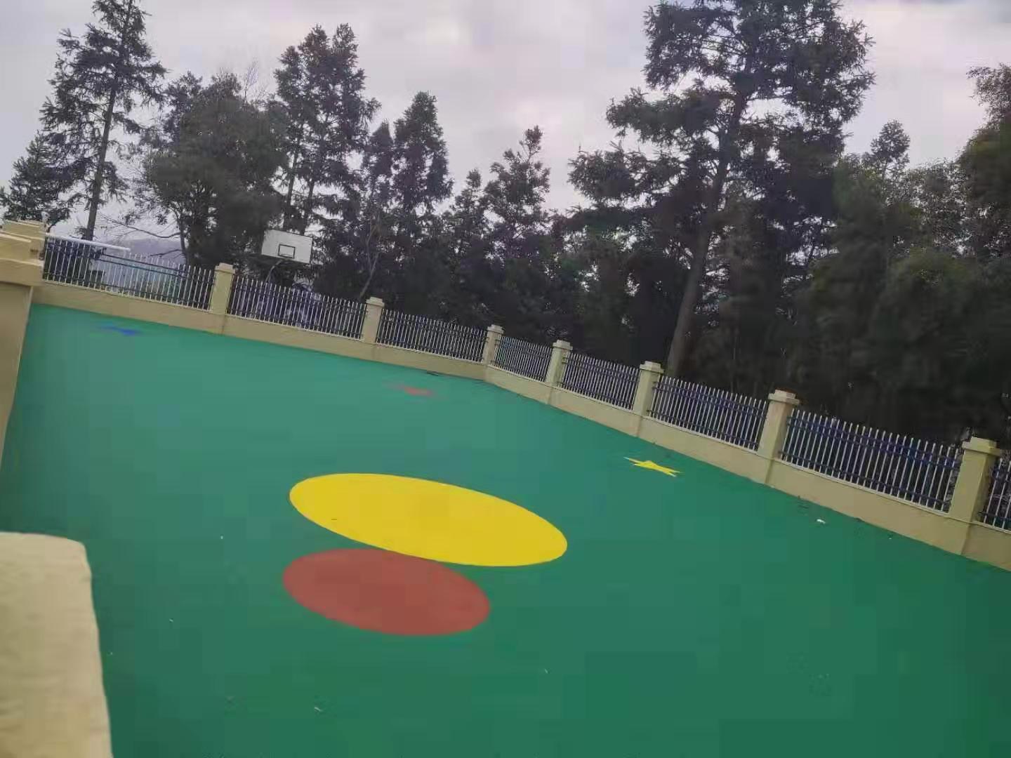 榕江縣高懂村同夢幼兒園塑膠場地完工！-【玉峰體育】